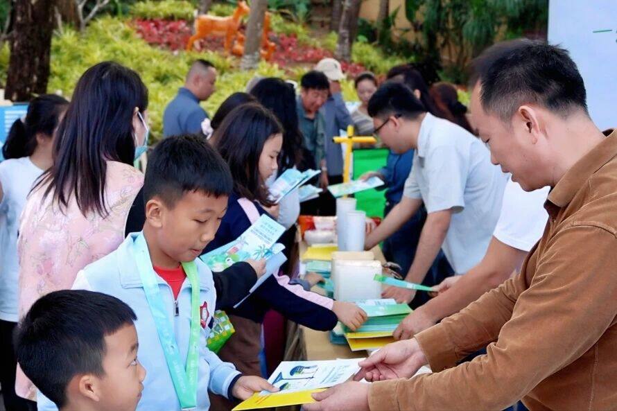 09ac258e3f1fe4a24307bc178fcf48e6.jpg 09ac258e3f1fe4a24307bc178fcf48e6.jpg