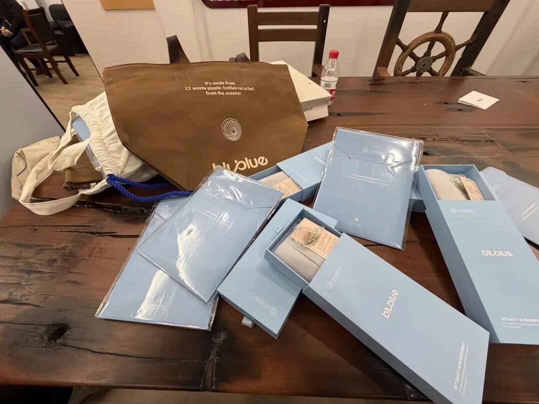 accbad8d631e12d9f36ce21f5f7ef860.jpg accbad8d631e12d9f36ce21f5f7ef860.jpg